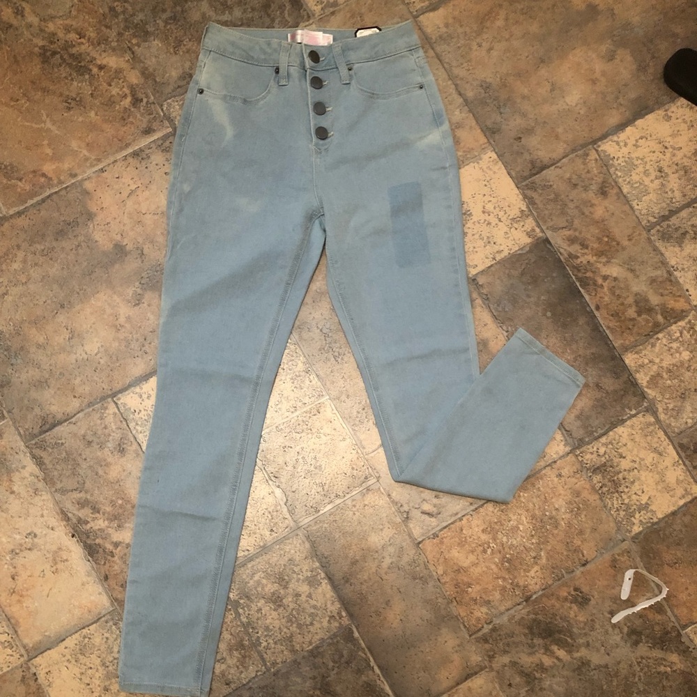 Jeans